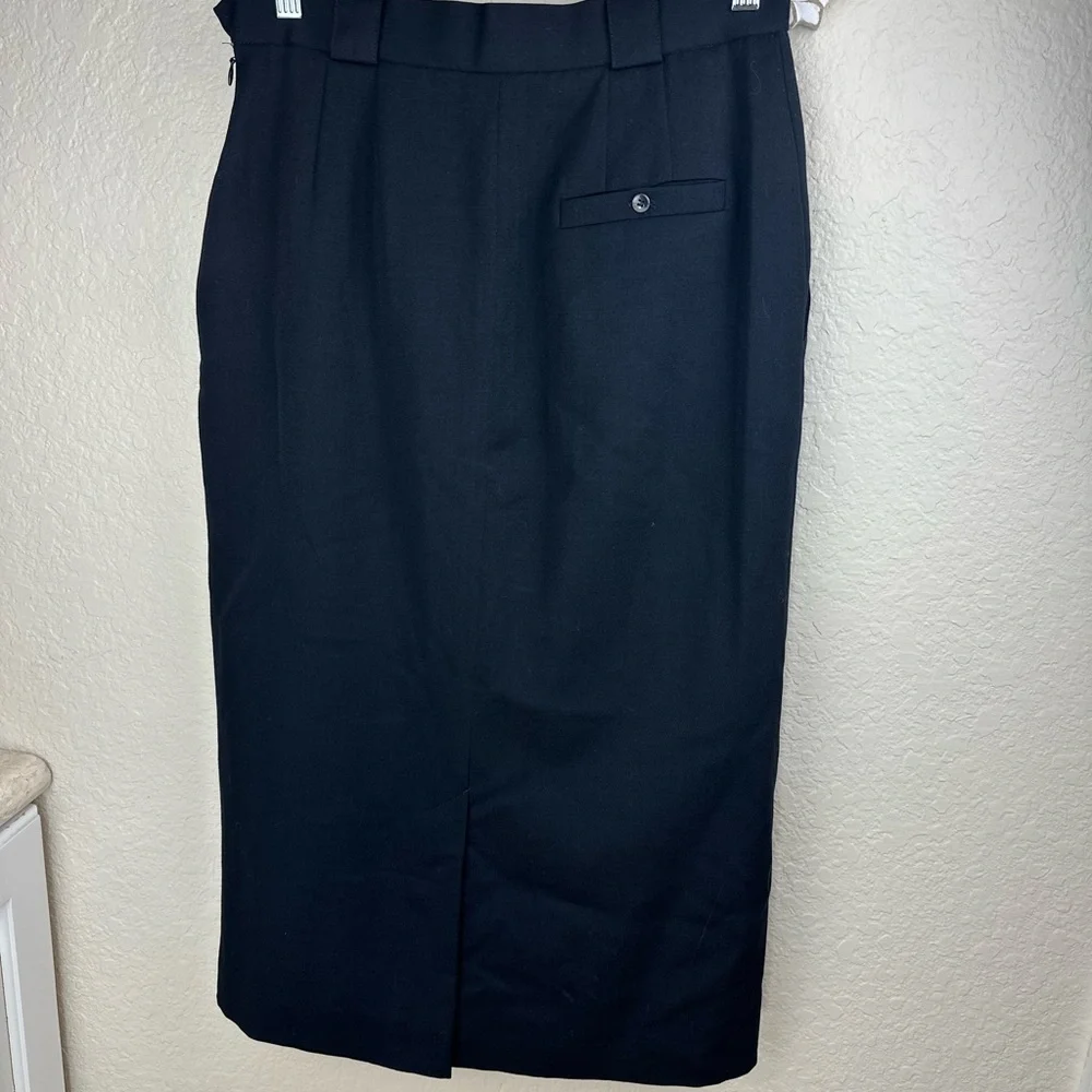 Liz Claiborne vintage black wool Aline‎ midi skirt side zipper lined, pocket